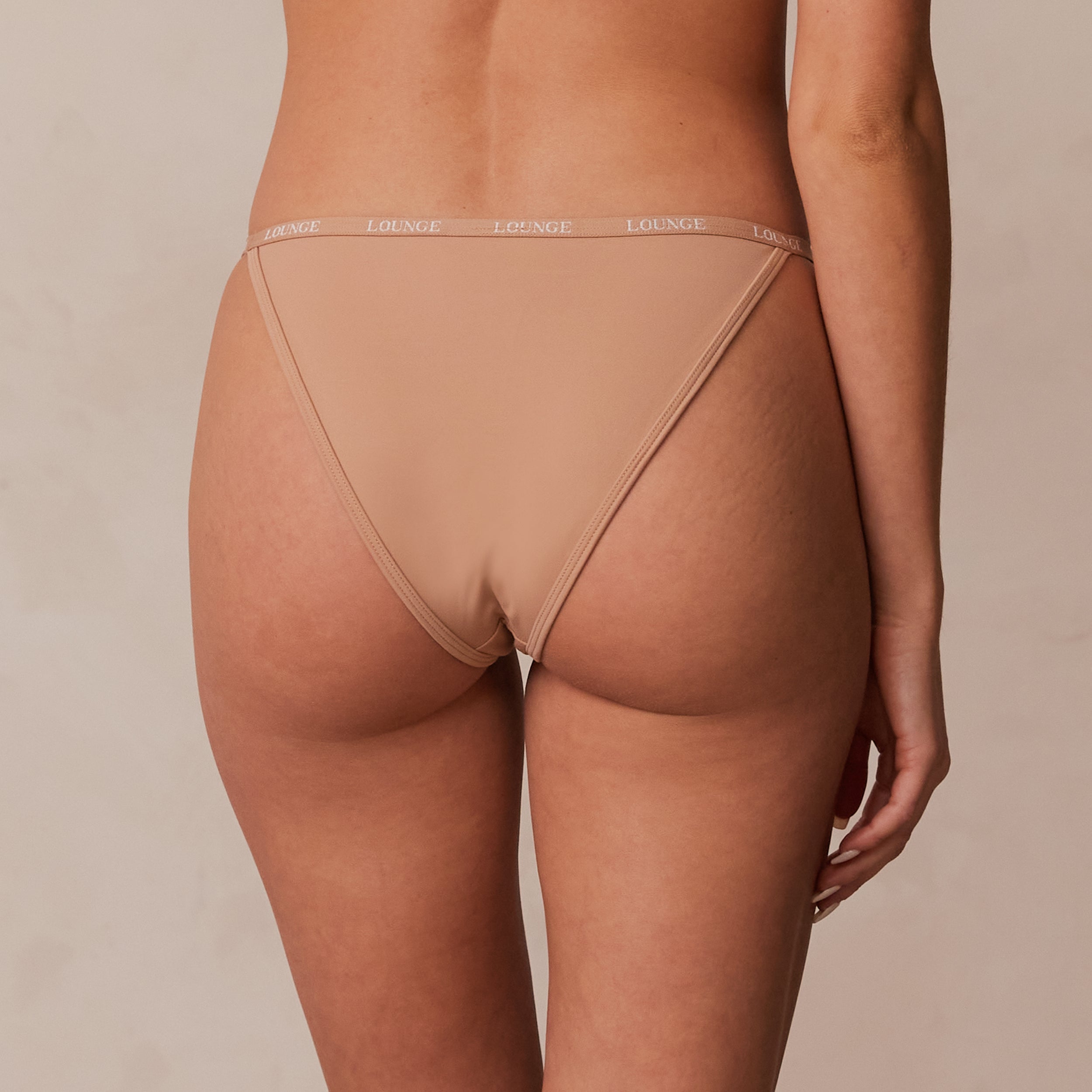 Smooth Classic Briefs | Daniella, S