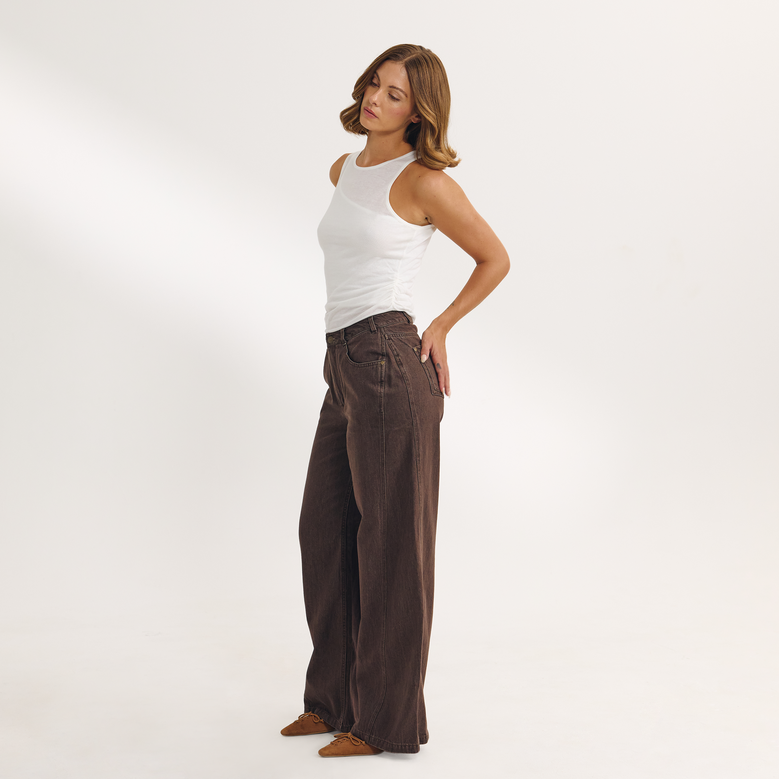 Dipped-Waist Wide-Leg Jeans | Dipped-Waist Wide-Leg Jeans - Espresso