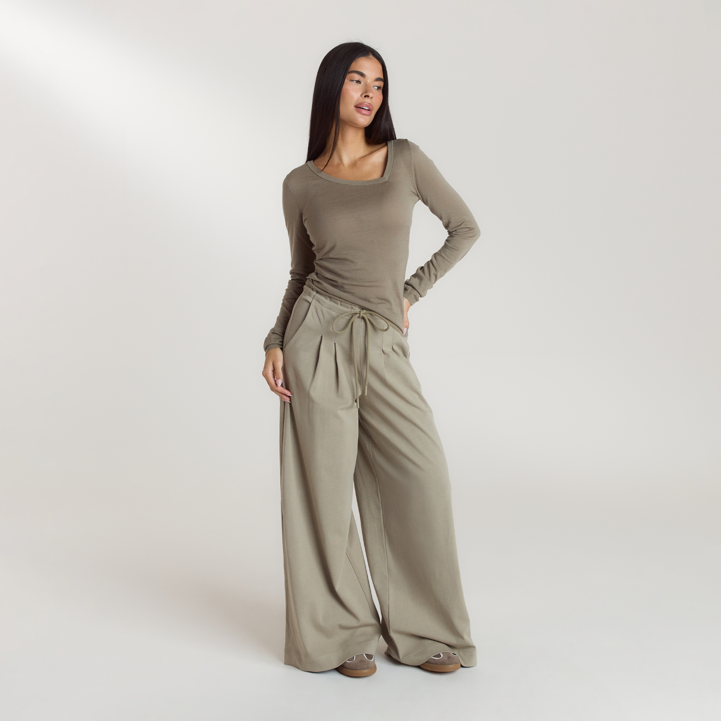 Pleated Wide-Leg Trousers | Pleated Wide-Leg Trousers - Thyme